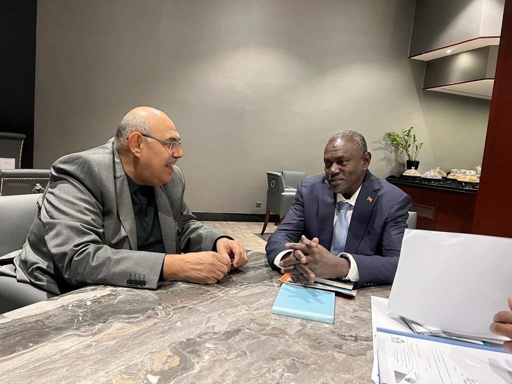 Hartum Valisi ile Toplantı